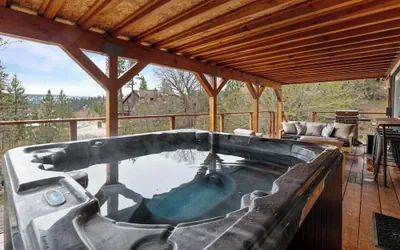 Photo 2 - Enchanted Hideaway