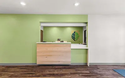 Photo 4 - Woodspring Suites Corona