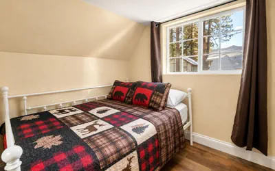 Photo 3 - Jaybird Lodge