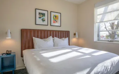 Photo 4 - The Holbrook Hotel