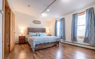 Photo 4 - Downtown Apartments in Bar Harbor