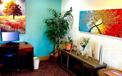 Photo 2 - Park View Inn & Suites Hoisington