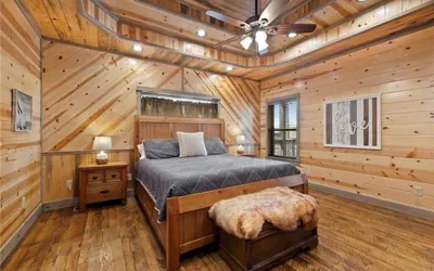 Photo 5 - Heartland Retreat 4 Bedroom Cabin by Redawning