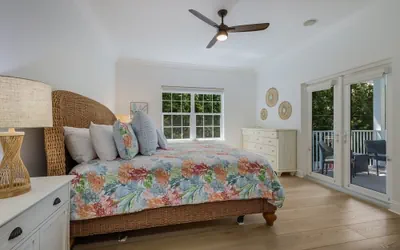 Photo 3 - Fanta Sea 4 Bedroom Home by RedAwning