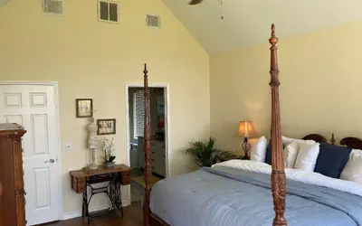 Photo 3 - Wiley House Bed and Breakfast