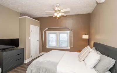 Photo 5 - 3 Newport Lofts Near Cincy Sleeps 10