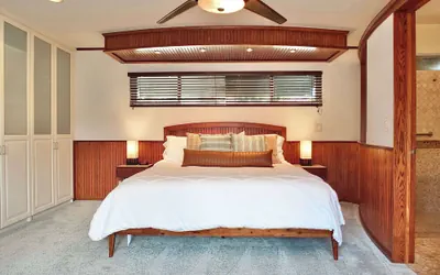 Photo 4 - The Belmont Beach Bungalow Pool & Hot Tub!