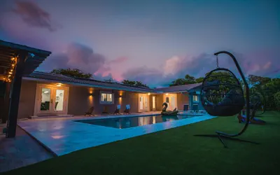 Photo 4 - Joyfull Villa Crazy Bkyd w Pool Arg Grill Mini Golf