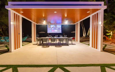 Photo 4 - Beachfront Villa Outdoor Cinema Fire Pit BBQ