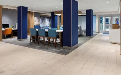 Photo 2 - Holiday Inn Express & Suites Waynesboro East by IHG