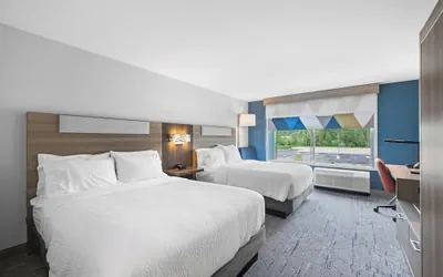 Photo 5 - Holiday Inn Express & Suites Marinette by IHG