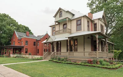 Summit Street Inns