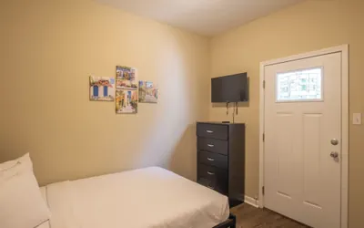 Photo 2 - Century Oaks Townhome