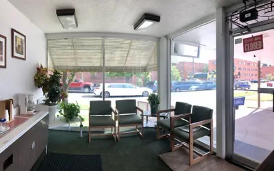 Photo 2 - Imperial Inn
