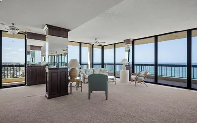 Photo 4 - Oceanfront Penthouse #11B by Distinctive Beach Rentals