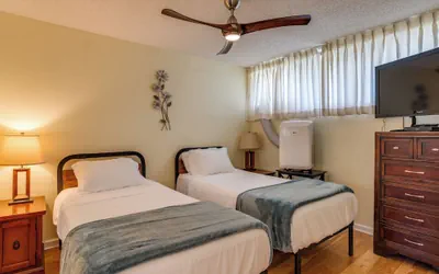 Photo 2 - Calina's Maui Parkshore Kam lll