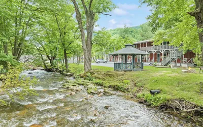 The Valley Inn