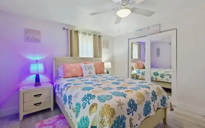 Photo 3 - Paradise Beach House 3 Bedroom Home by Redawning