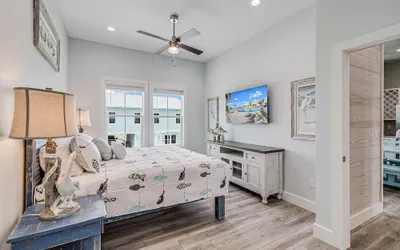 Photo 5 - Birds Eye View Sp163 3 Bedroom Home by RedAwning