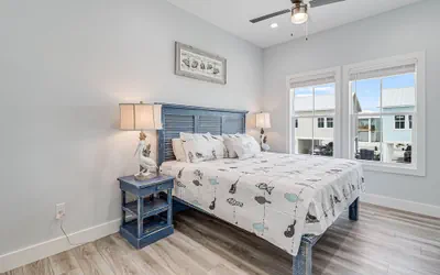 Photo 4 - Birds Eye View Sp163 3 Bedroom Home by RedAwning