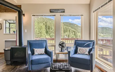 Photo 2 - New Listing!! Modern Mountain Getaway 2 Bedroom Home by RedAwning