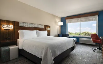 Photo 4 - Holiday Inn Express Cape Canaveral by IHG