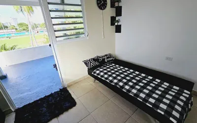 Photo 5 - Cozy and Modern Apartment Black & White With Jacuzzi on Terrace