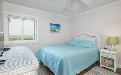 Photo 2 - Southwinds G16 2 Bedroom Condo by RedAwning