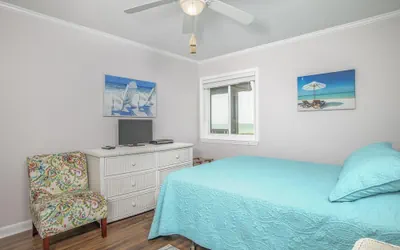 Photo 3 - Southwinds G16 2 Bedroom Condo by RedAwning
