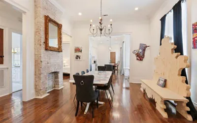 Photo 4 - Big Easy Suite on Josephine Street w Pool