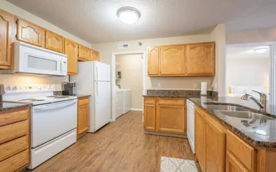 Photo 5 - Charming 2BD Home Away From Home