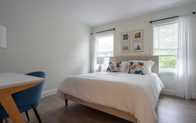 Photo 4 - 3br-heart of Newport-mins to Airport-middletown