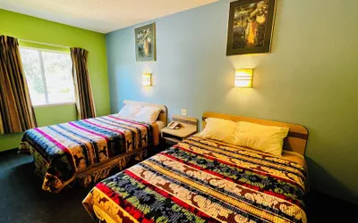 Photo 5 - Relax Inn