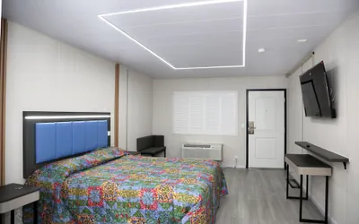 Photo 5 - Airport Stay Motel
