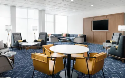 Photo 2 - Courtyard By Marriott New Castle