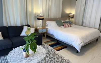 Photo 3 - Beautiful And Comfortable Home and studios