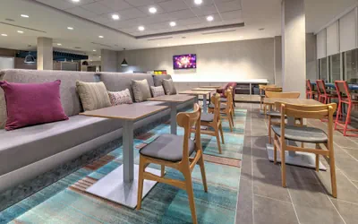 Photo 5 - Home2 Suites By Hilton Tulsa Airport