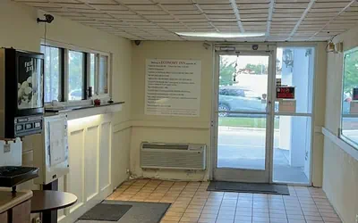 Photo 2 - Economy Inn of Greenville, NC