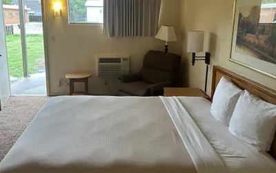Photo 5 - Big Bend Traveler's Inn