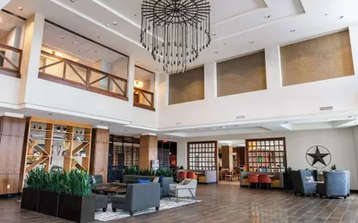 Photo 4 - Drury Plaza Hotel Dallas Arlington