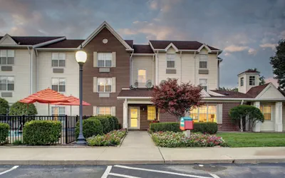 Photo 2 - Towneplace Suites By Marriott Cleveland Westlake