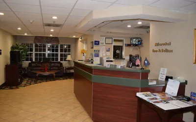 Photo 2 - Microtel Inn & Suites by Wyndham Rock Hill/Charlotte Area