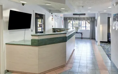 Photo 3 - Rodeway Inn & Suites Lewisville I-35