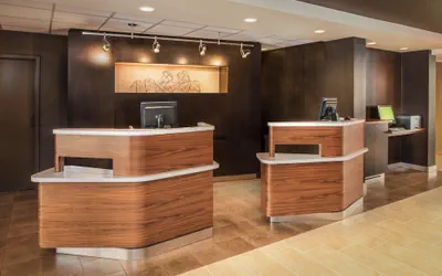 Photo 3 - Courtyard by Marriott Lynchburg