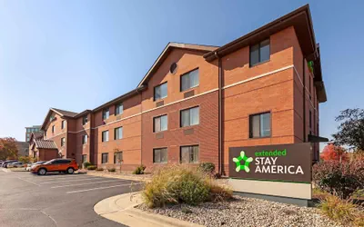 Photo 2 - Extended Stay America Select Suites - Madison - Old Sauk Rd.