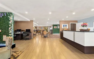 Photo 4 - Best Western University Inn Santa Clara