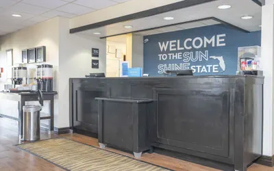 Photo 5 - Hampton Inn Spring Hill
