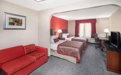 Photo 4 - Ramada by Wyndham Alpharetta/Atlanta North