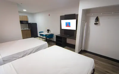 Photo 5 - Studio 6 Extended Stay - West Palm Beach, FL