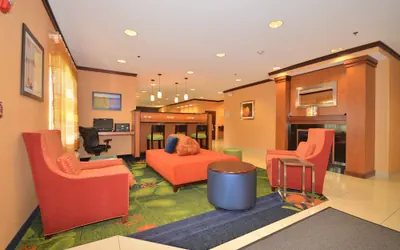 Photo 3 - Fairfield Inn & Suites by Marriott - Jefferson City